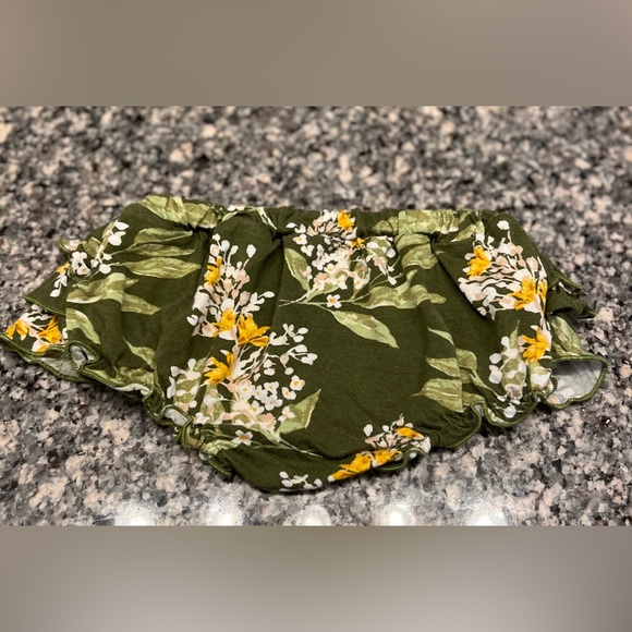 Milkbarn Green Floral Bamboo Ruffle Bloomer, 3-6 months - Picture 3 of 7